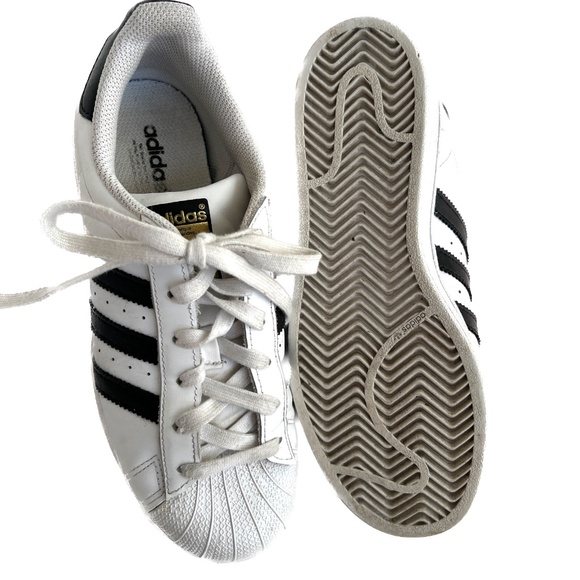 Adidas Superstar Sneakers White w.Navy Blue Stripes Womens Runners Size 6 1/2 - Picture 8 of 10
